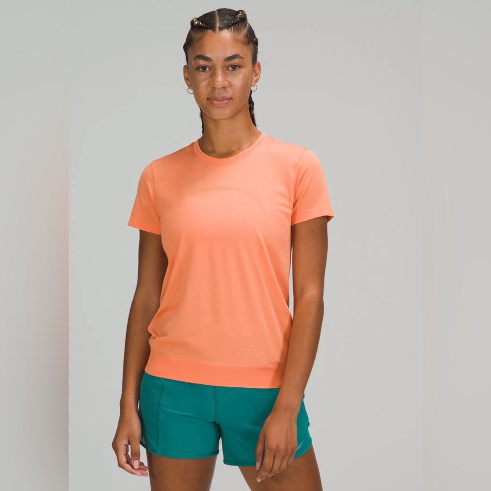 Lululemon Swiftly Breathe Relaxed-Fit Short Sleeve Short